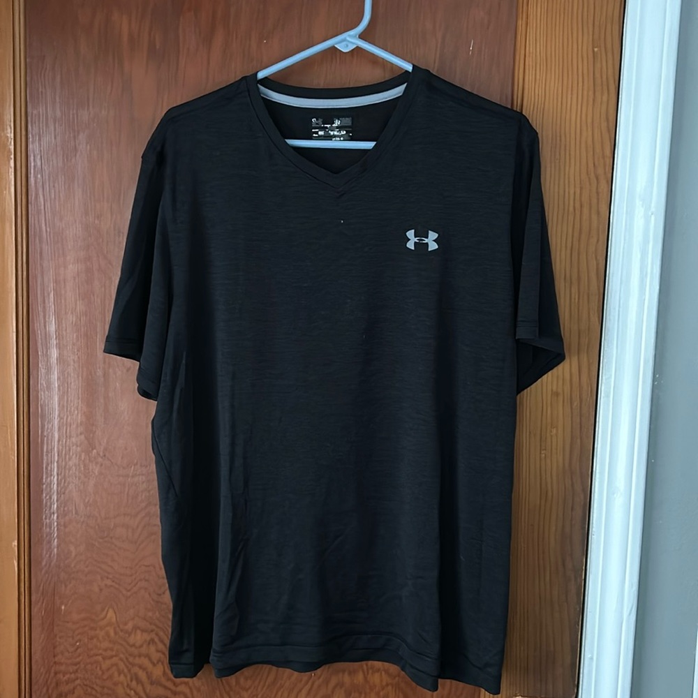 MEN’S ACTIVEWEAR 2 SHIRT BUNDLE